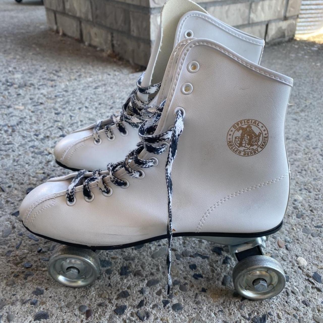 White roller skates Slightly worn but will be... Depop