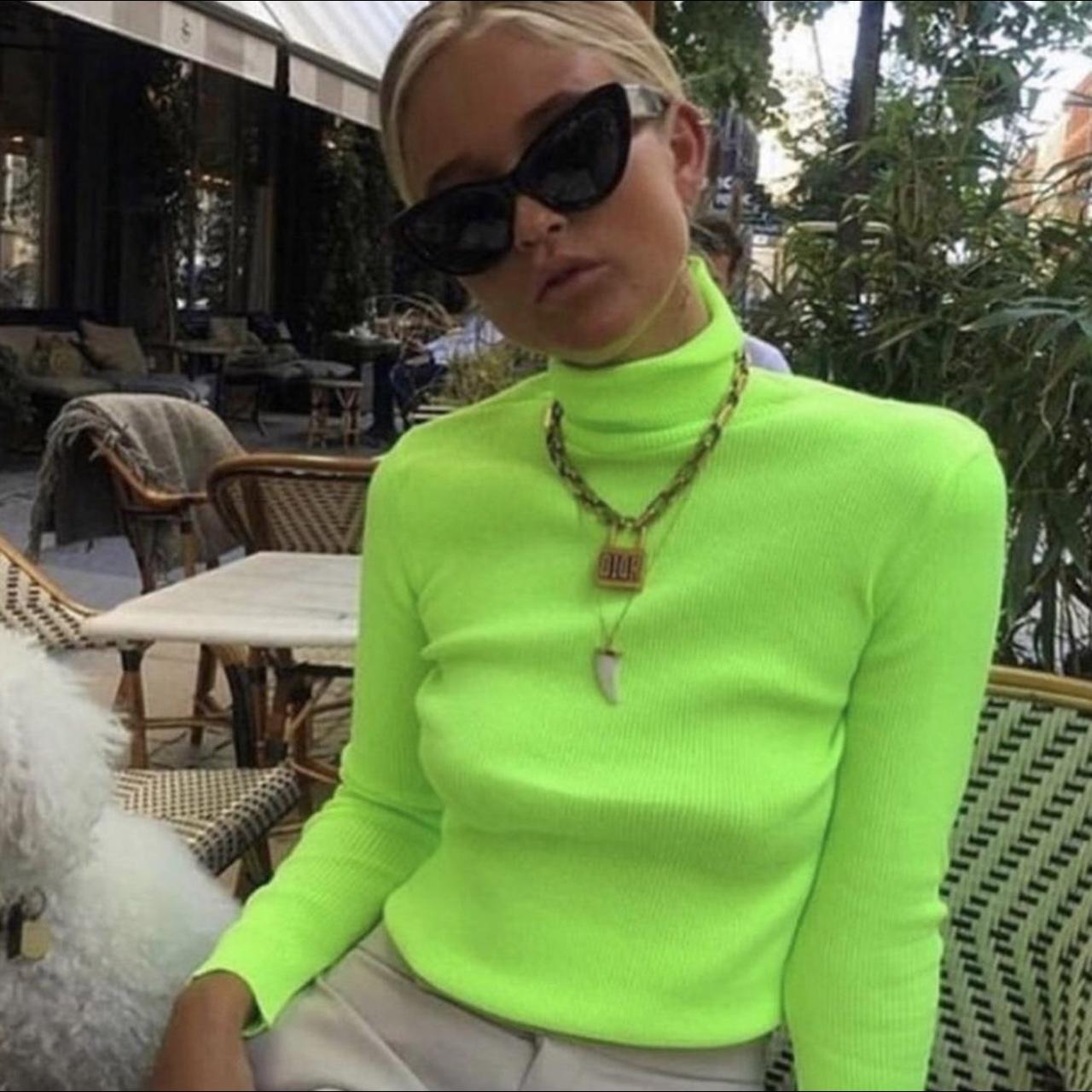 ZARA NEON POLO NECK COLOUR IS A NEON