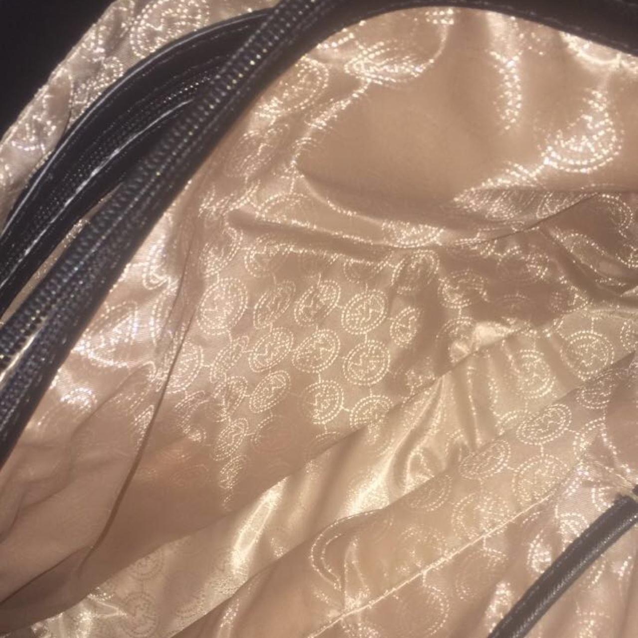 ◆PAULS BOUTIQUE◆ MINI MAISY CREAM 5007320590 Paul's Boutique Maisy handheld bag in Patent Nude. Online