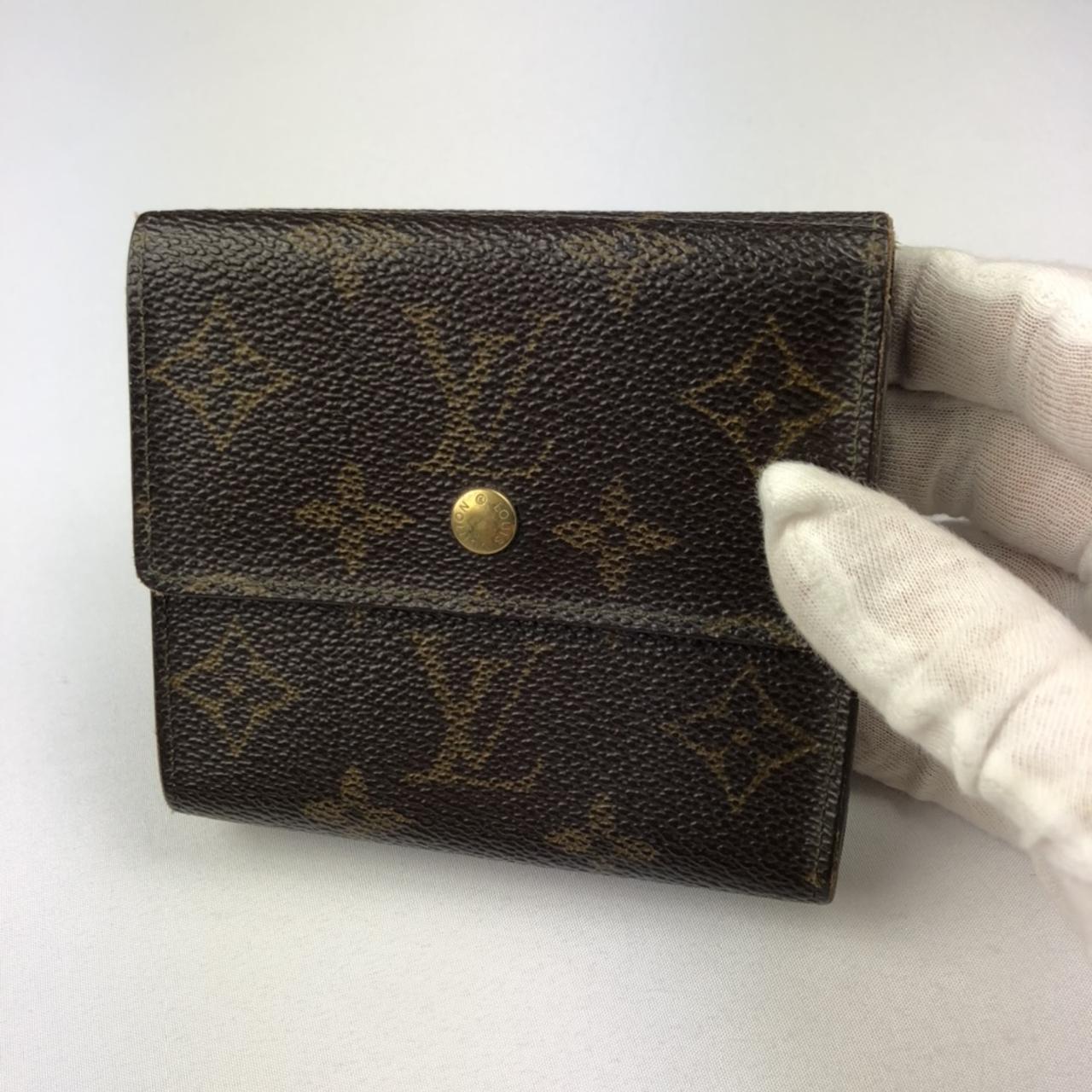 Louis Vuitton monogram trifold wallet -interior... - Depop