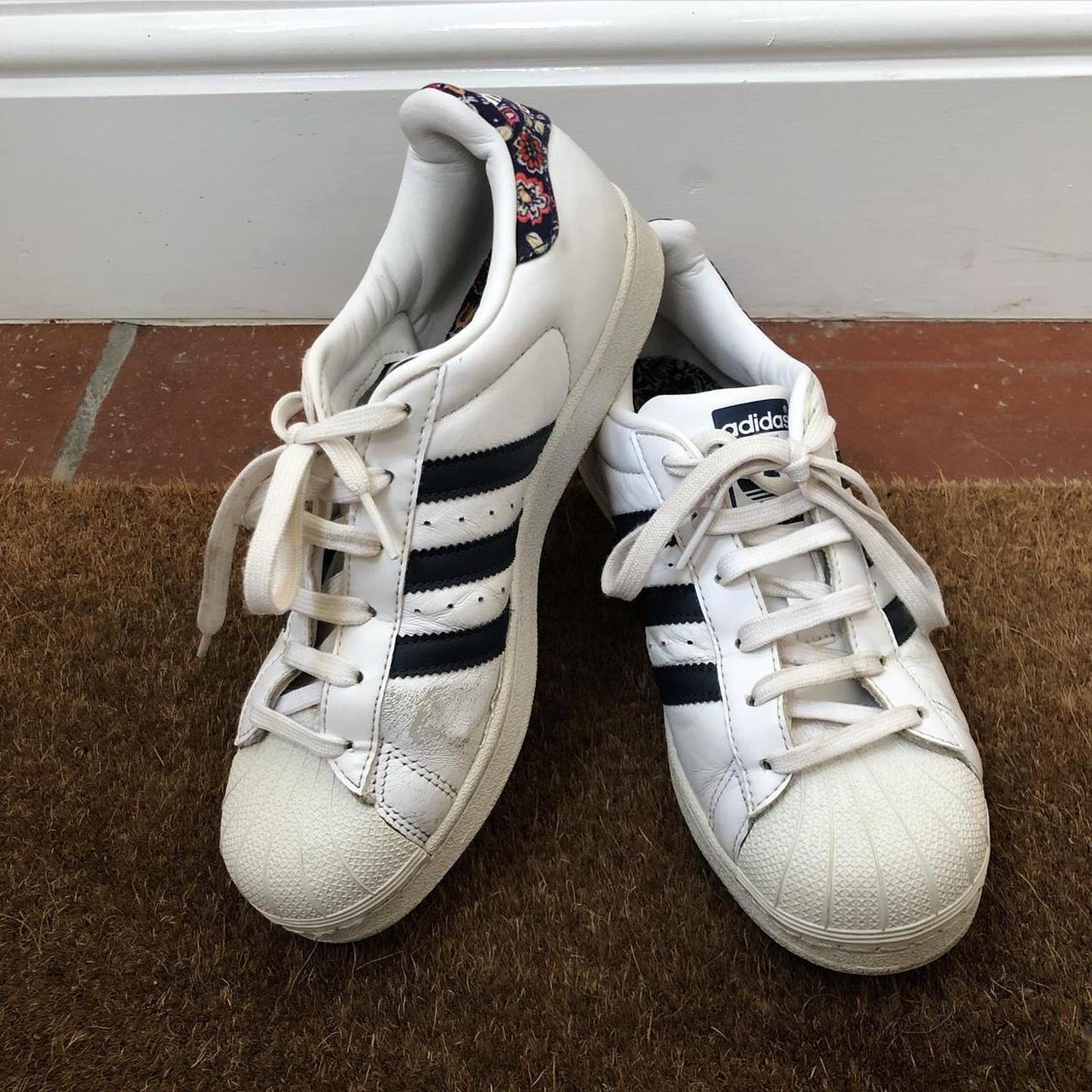 superstars size 5
