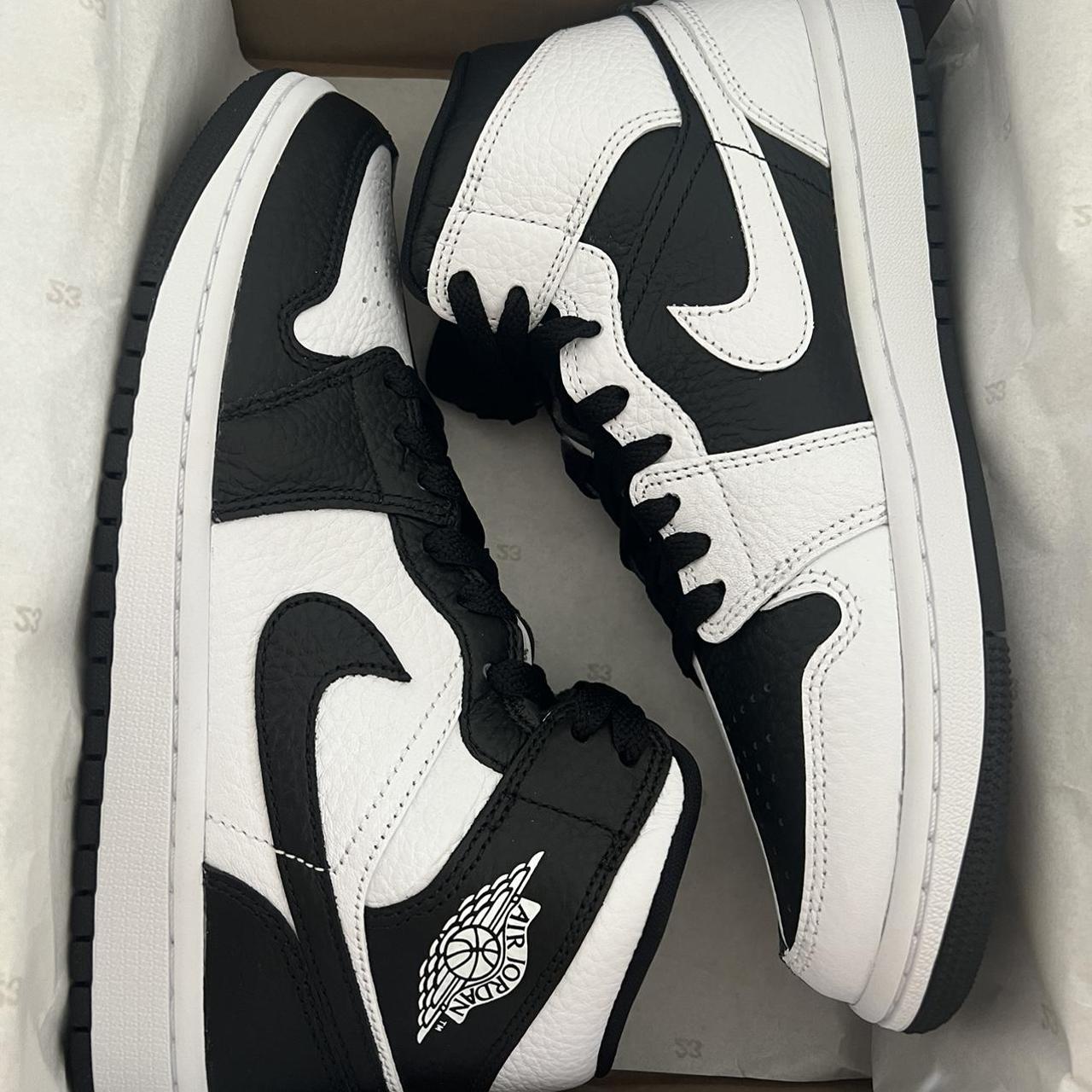 jordan 1 mid shopping