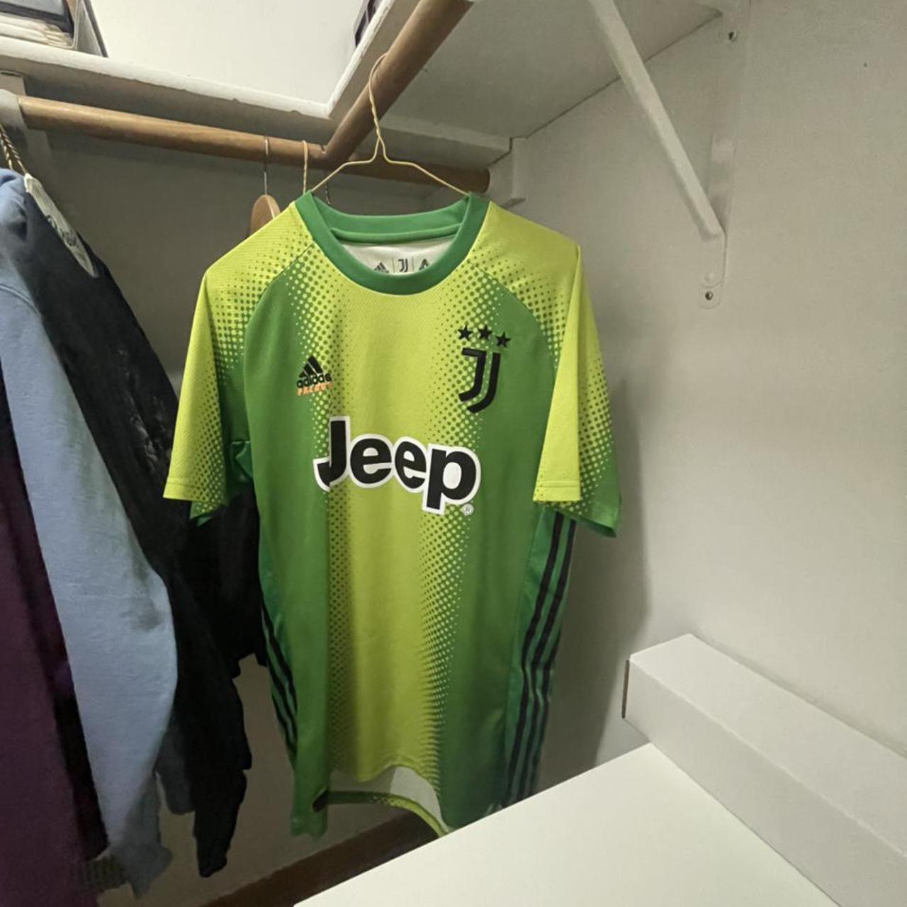 Palace x Juventus Jersey Size Medium Depop
