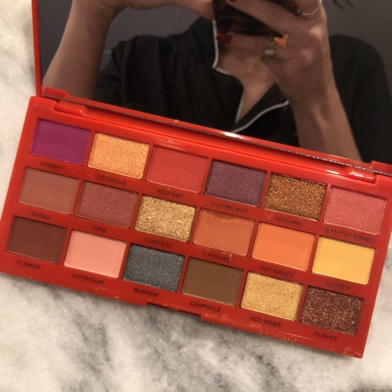 Suuuuper cute pepper themed eyeshadow palette!! 🌶🌶🌶... Depop