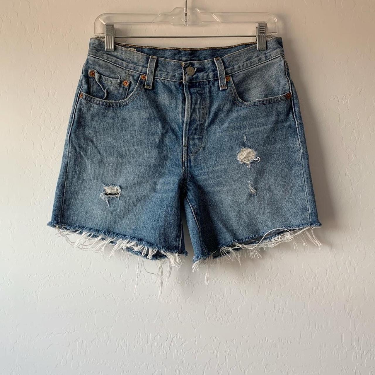 Levi's 501 mid rise denim outlet shorts