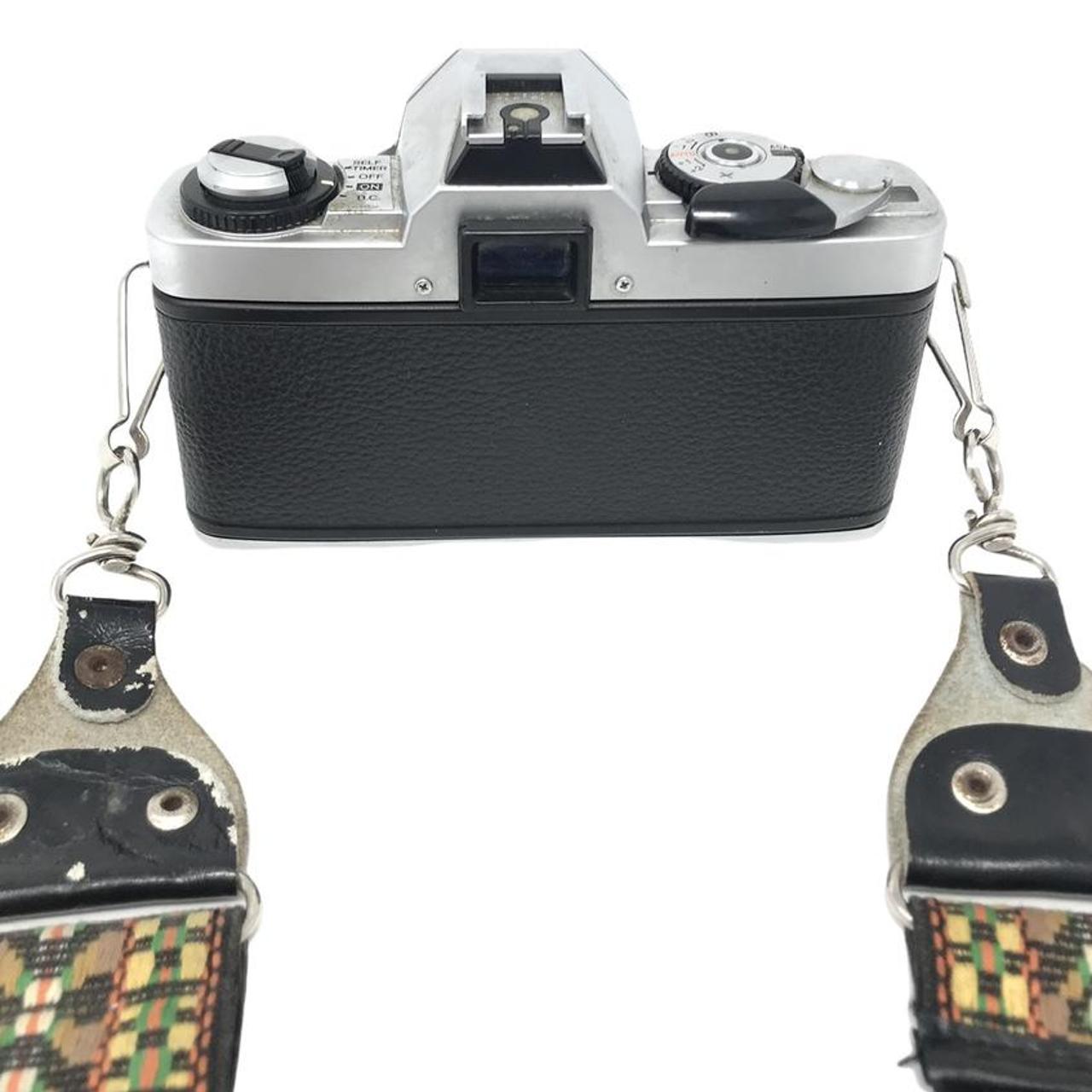 Product Image 4 - Minolta XG-A 35mm Film Camera

Comes