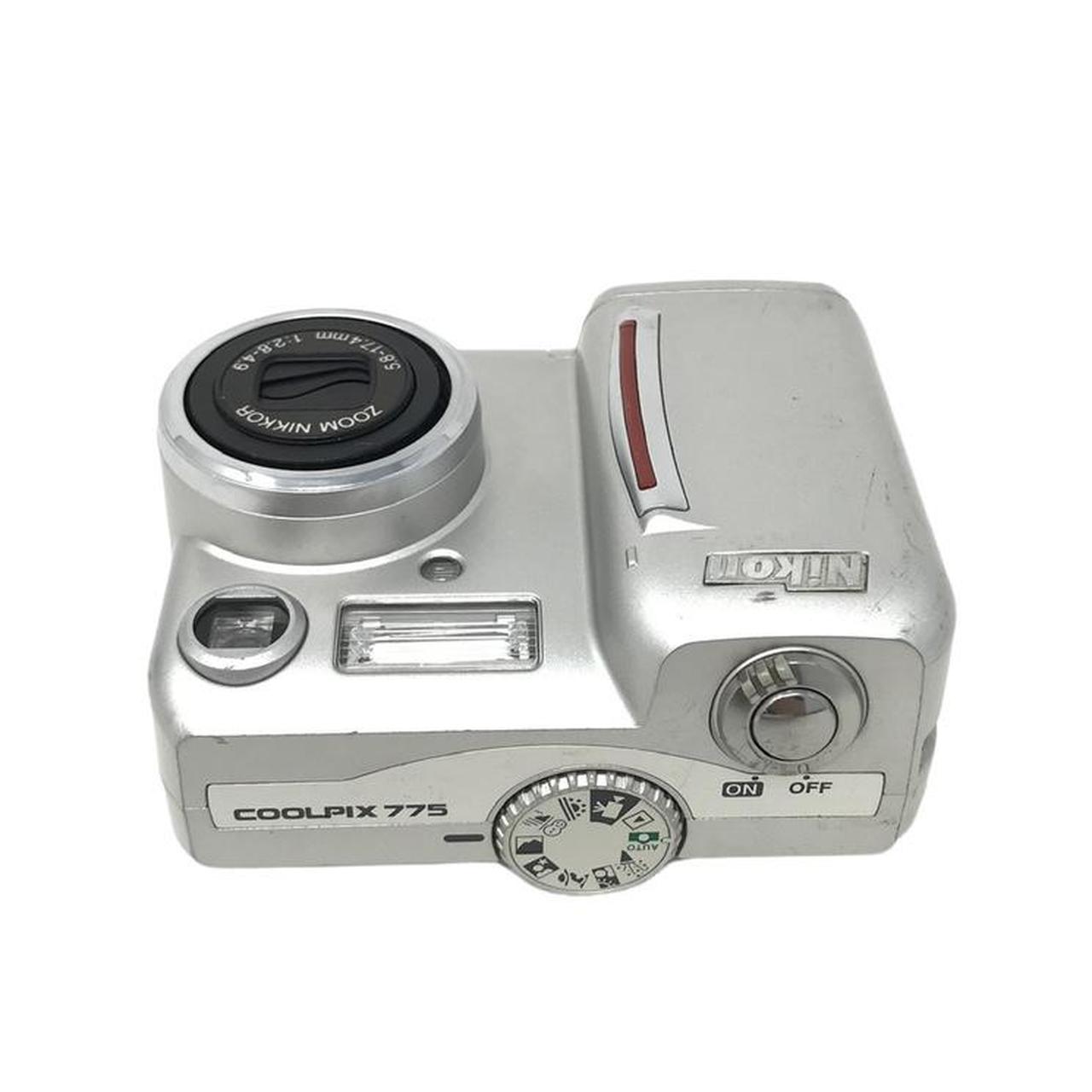 Product Image 2 - Nikon Coolpix 775 Digital Camera

Comes