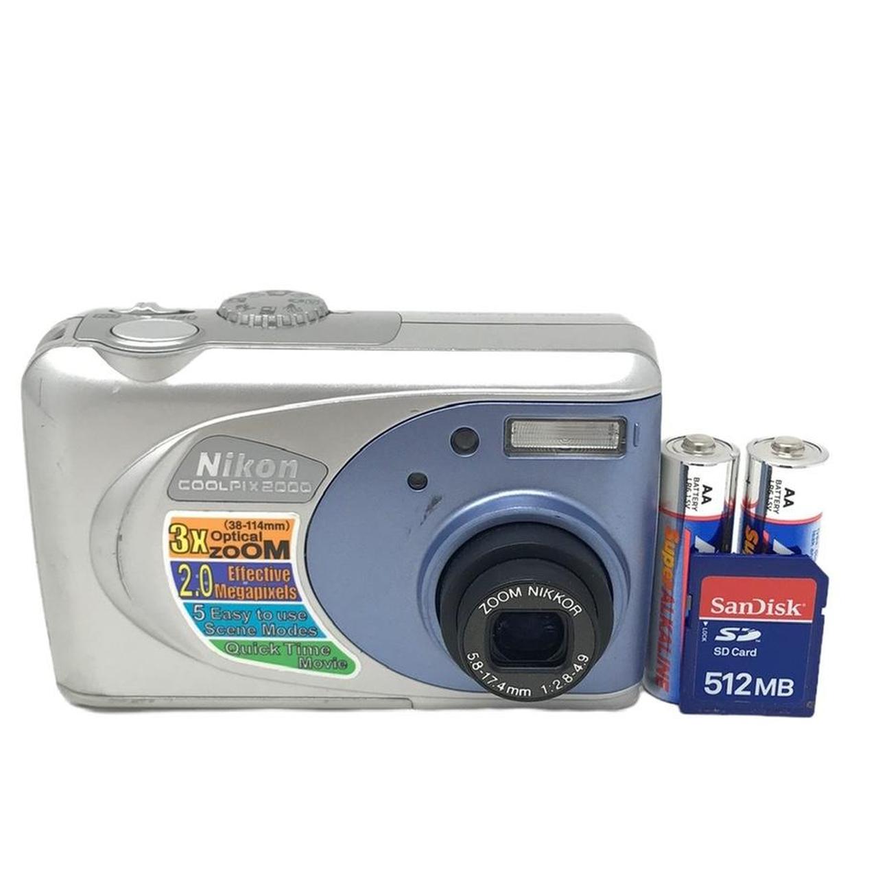 Product Image 1 - Nikon Coolpix 2000 Digital Camera

Comes