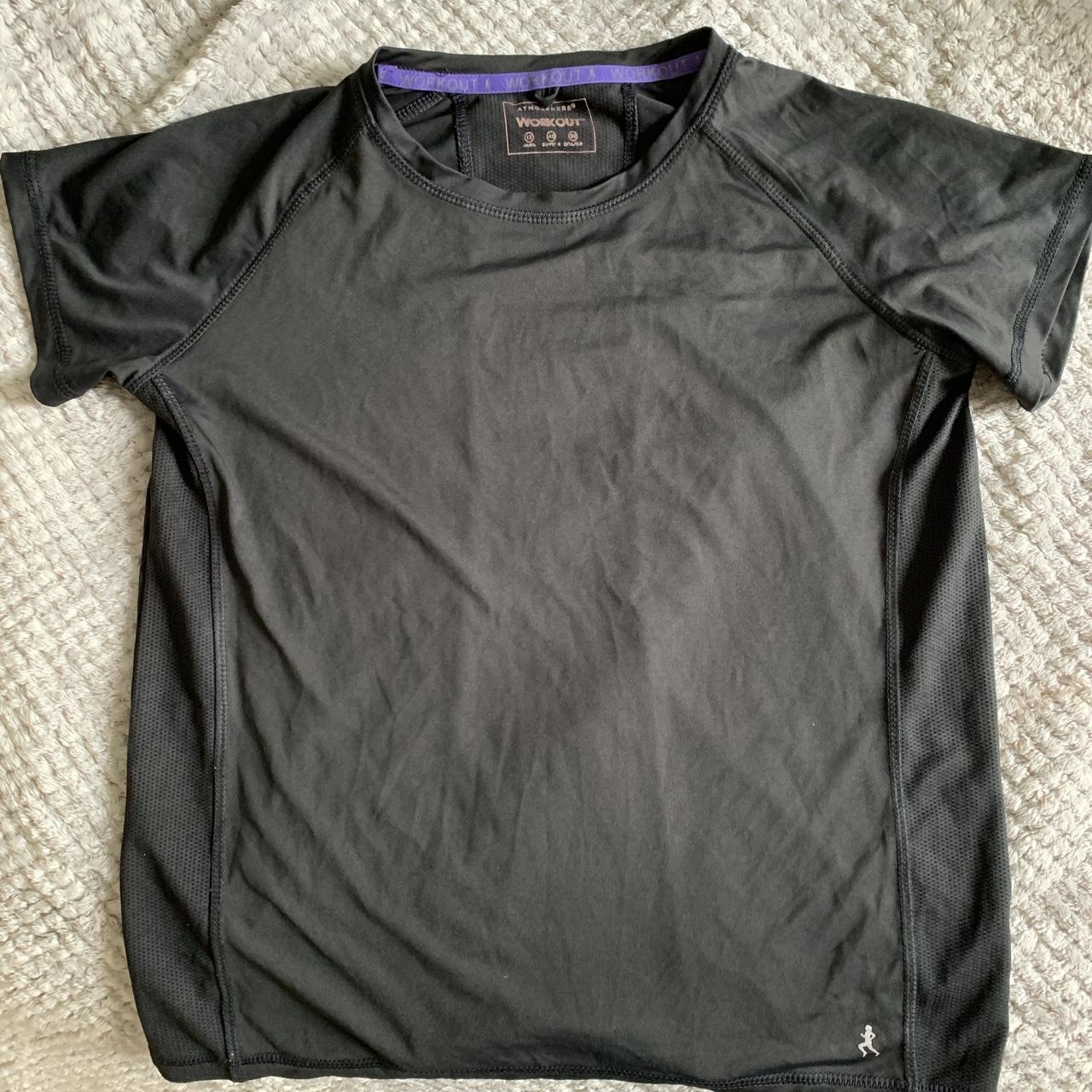 Gym Tshirt. Sweat proof. Gymshark. Adidas. Nike.... Depop