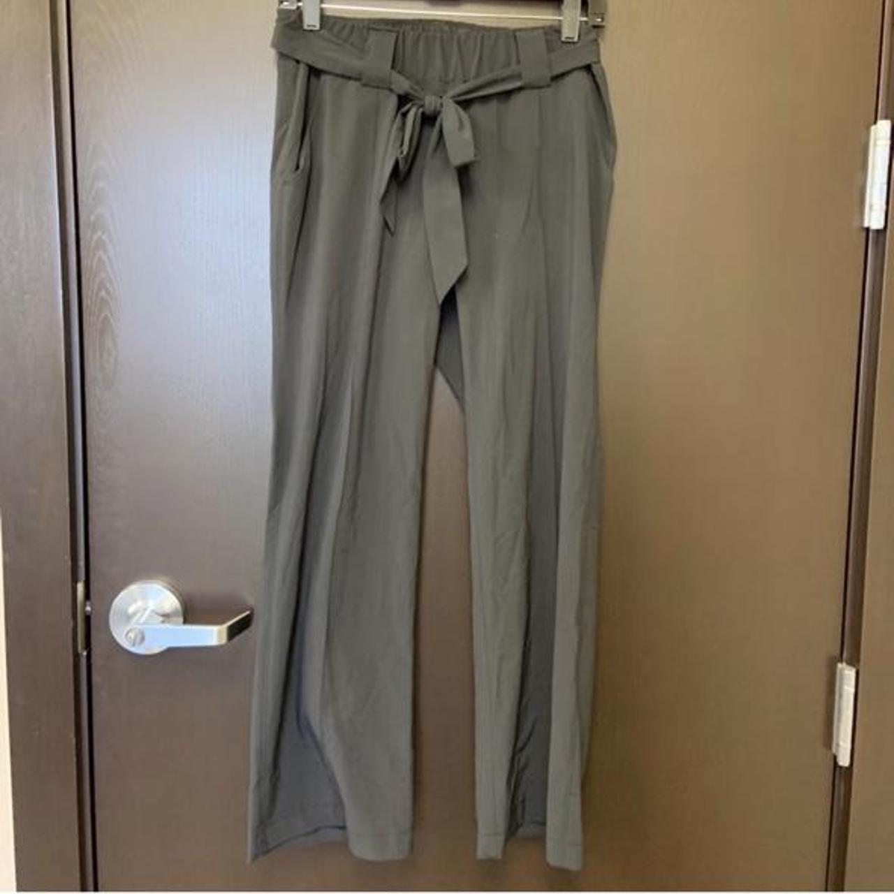 Athleta High Rise Tie Pants. Size 4. Worn twice,... - Depop