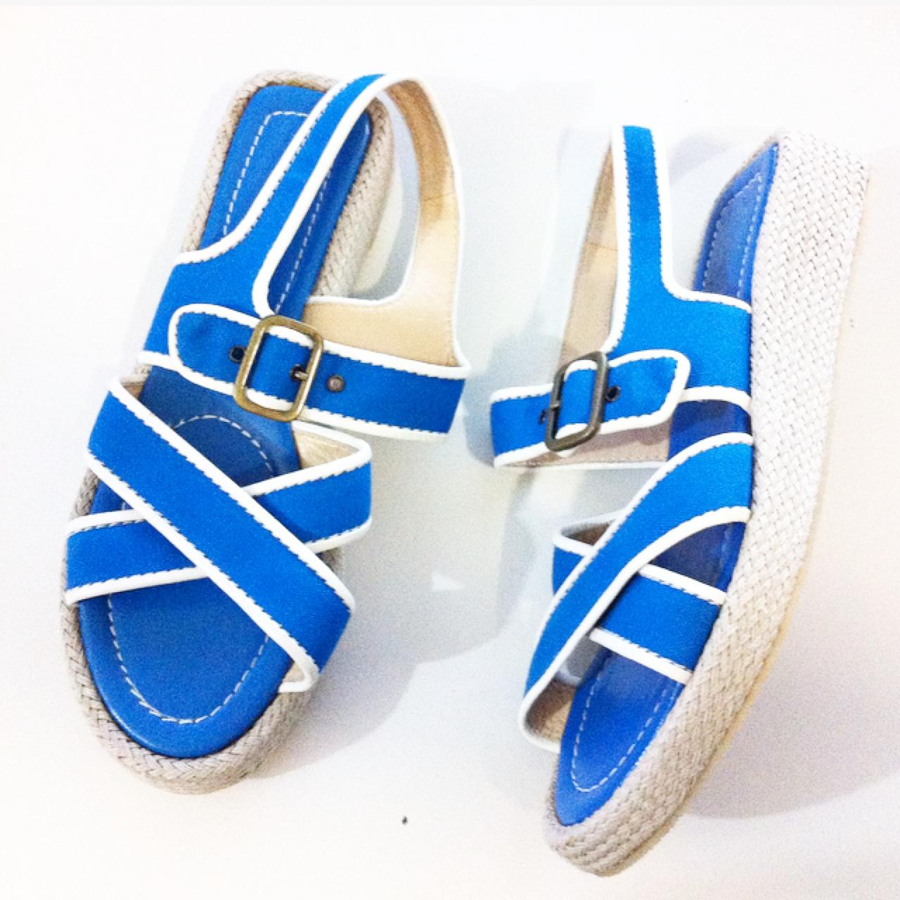 marc jacobs grunge two strap sandals