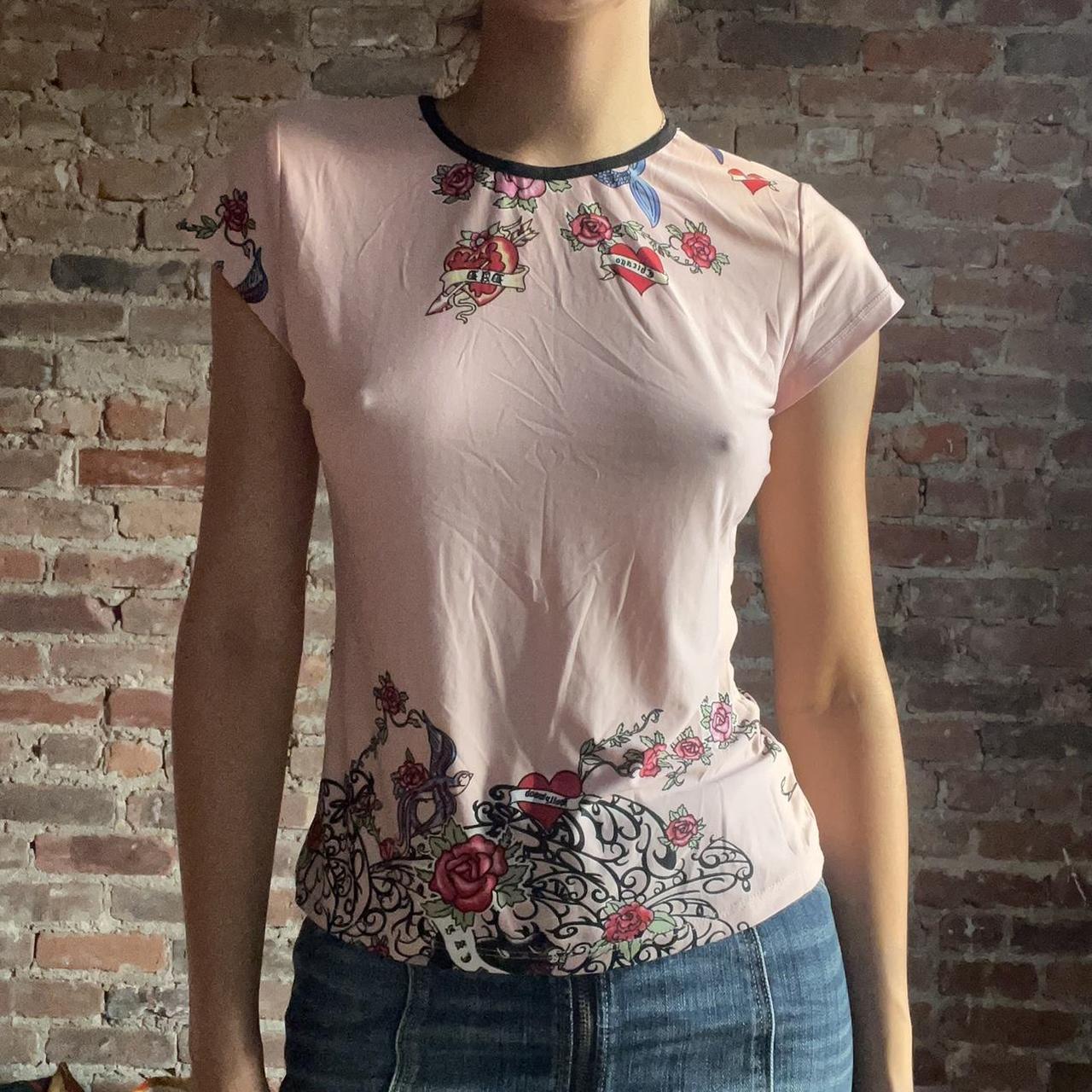 Product Image 1 - pink t shirt w tattoo