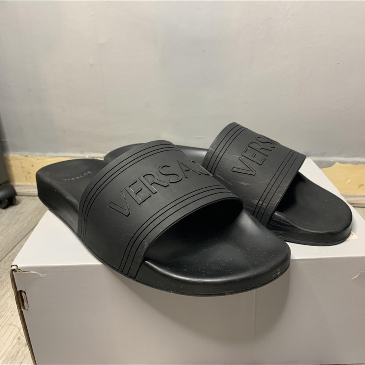 Versace sliders black shops