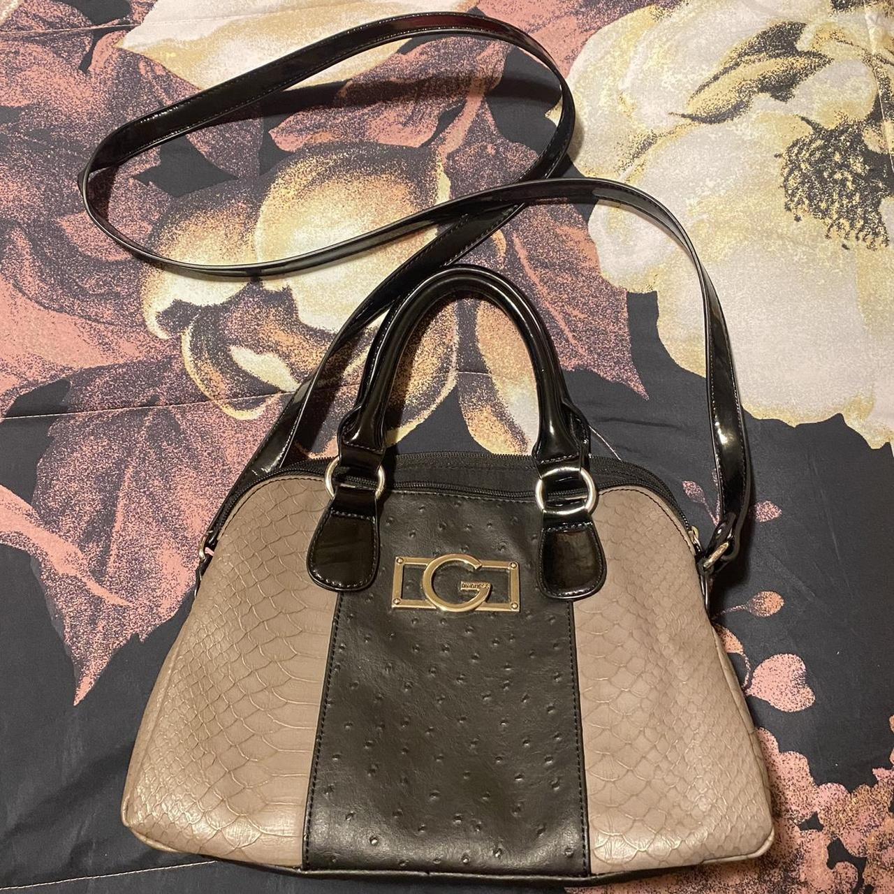 G by Guess brand over the shoulder purse! Patent - Depop