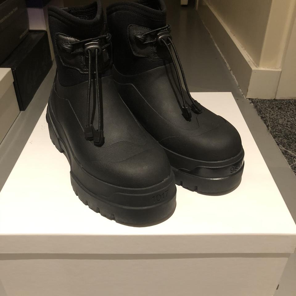 moncler x alyx boots