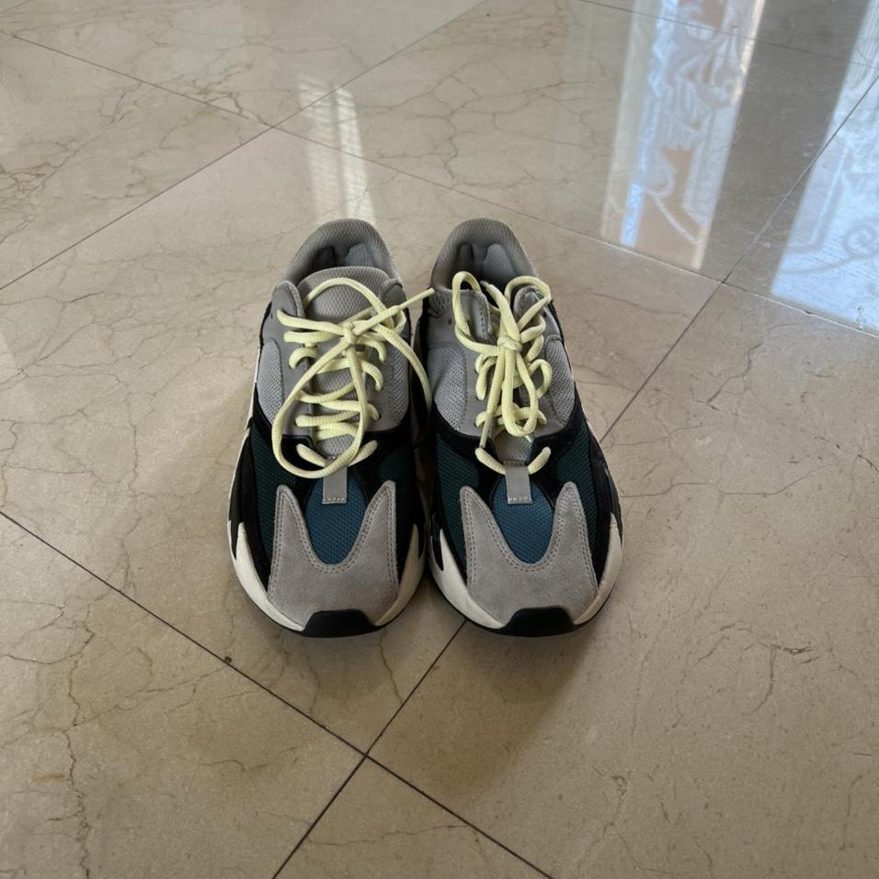 Yeezy 700 hot sale womens green