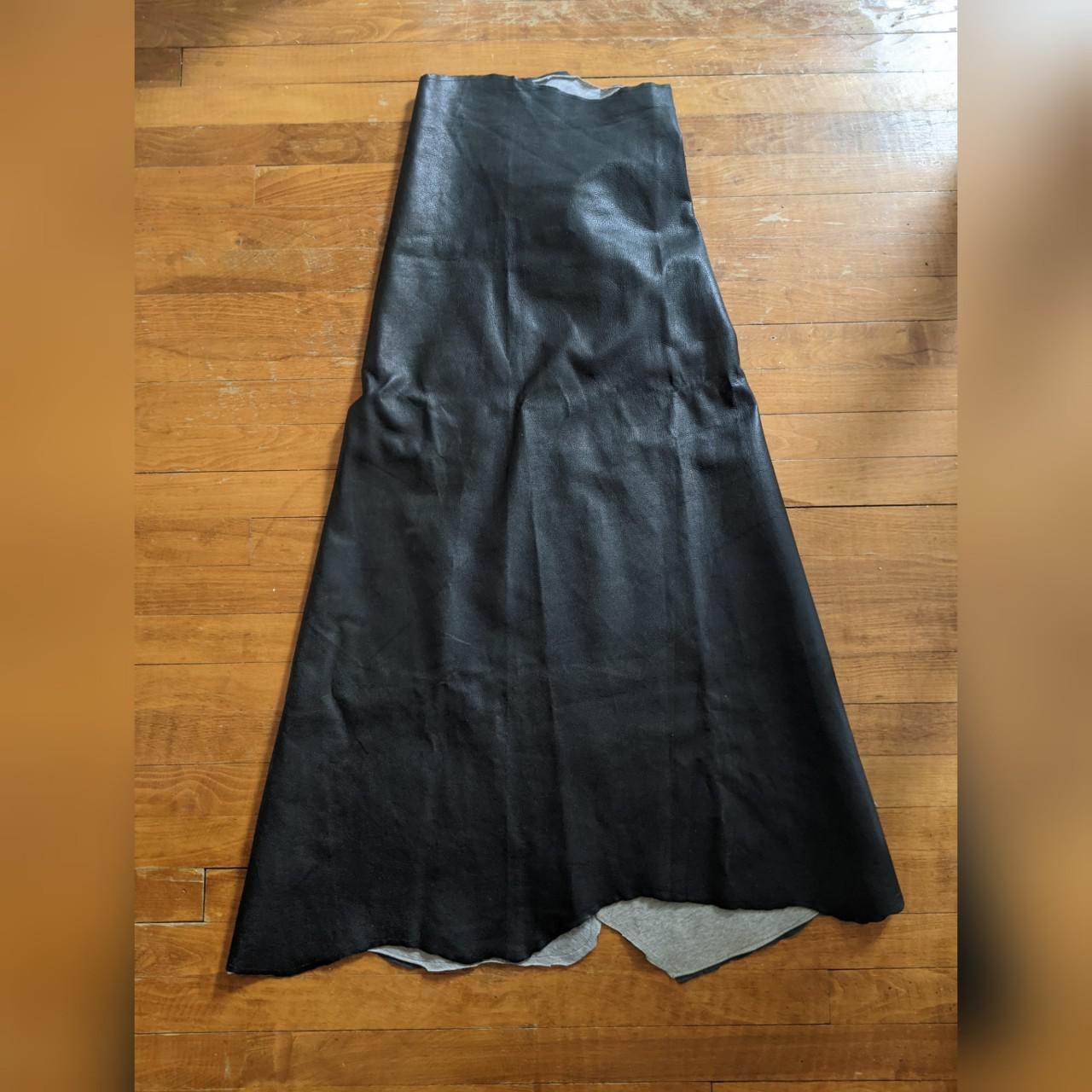 Maison Margiela Women's Black and Grey Skirt (2)