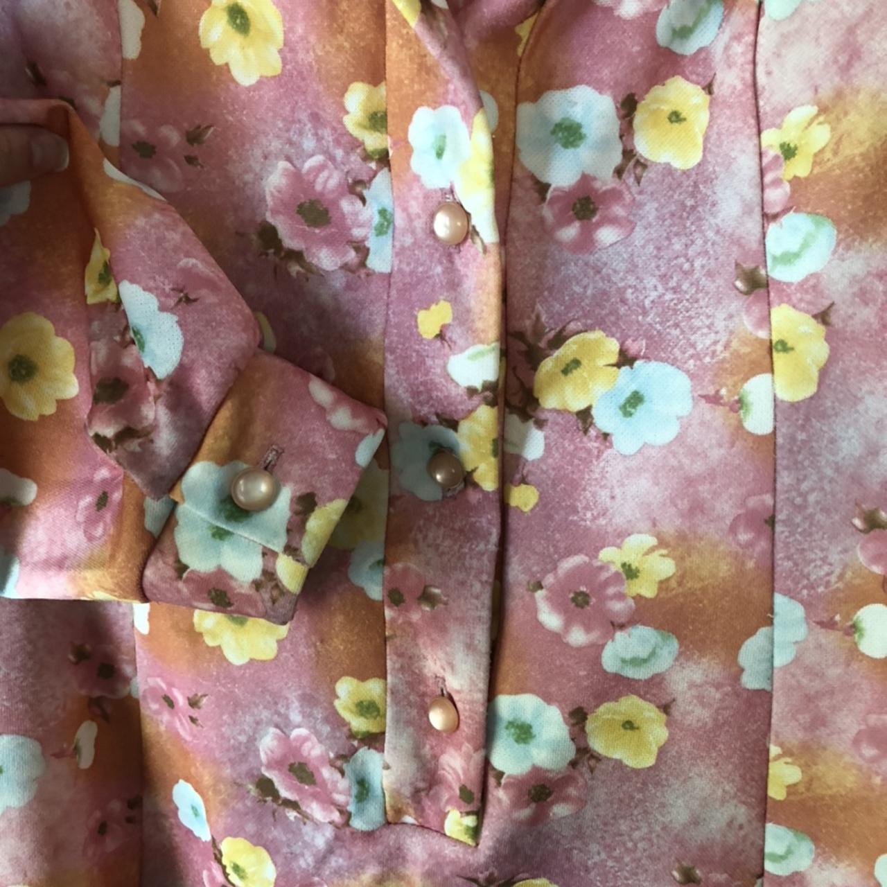 Amazing true vintage 70s pink floral print dress!... Depop
