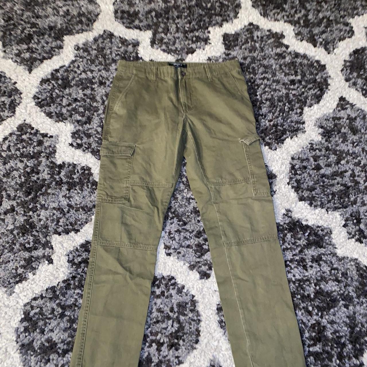 Olive Green Cargo Pants from Forever 21 Men Size... - Depop