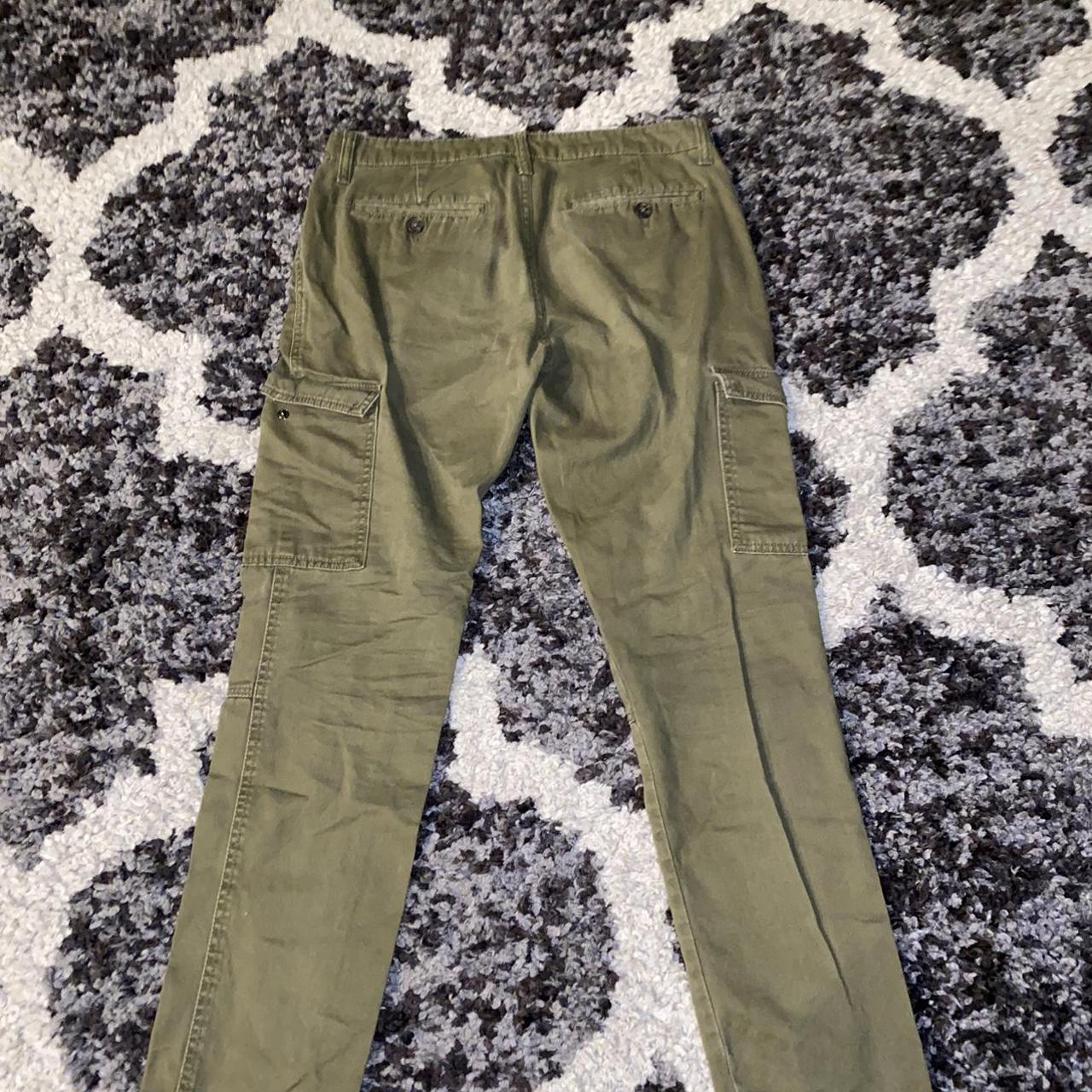 Olive Green Cargo Pants from Forever 21 Men Size... - Depop