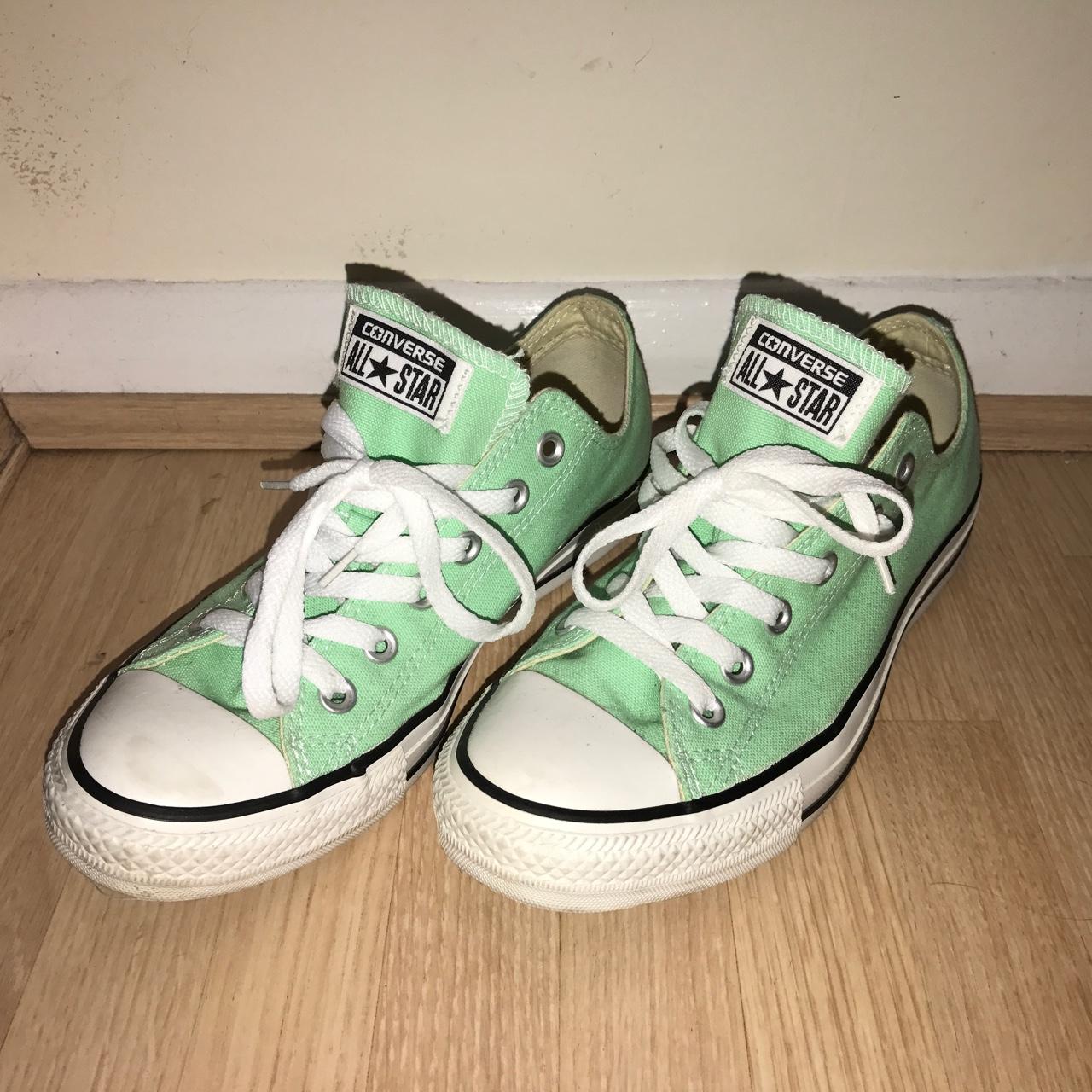 Mint green sale converse low tops