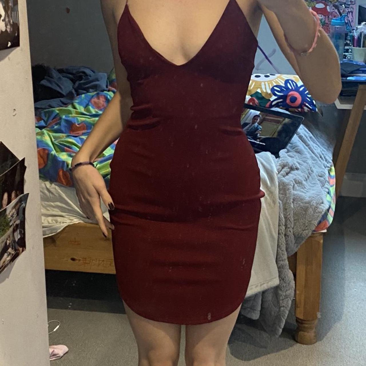 Burgundy dress outlet boohoo