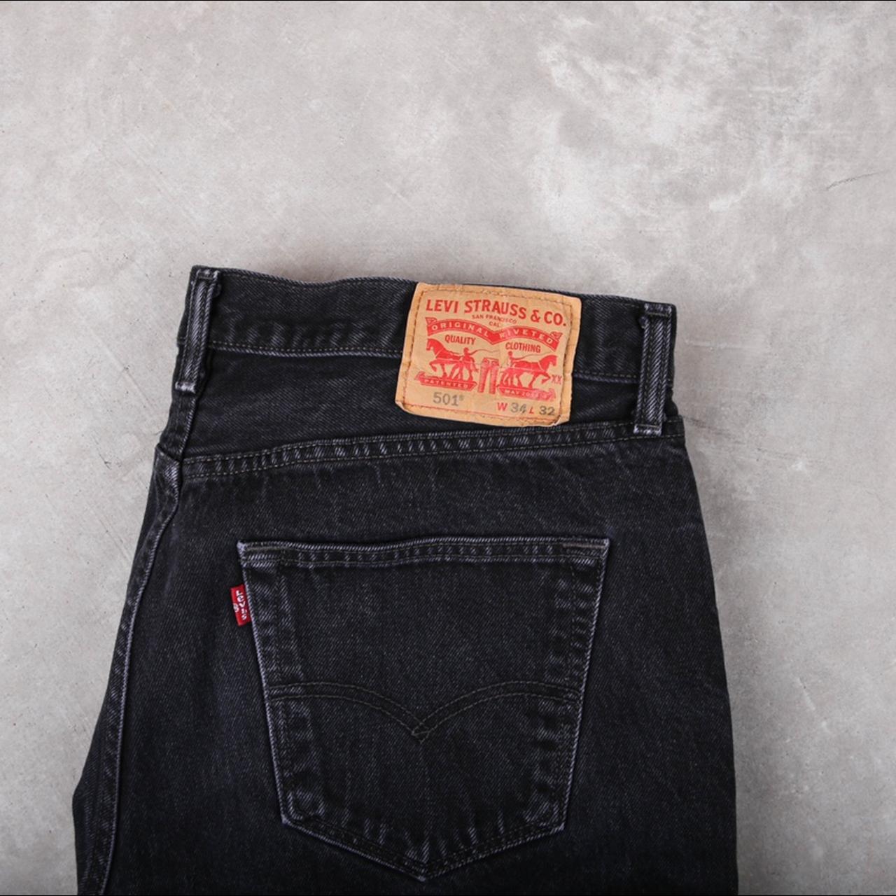 Vintage Levi’s jeans 90s 501 regular fit pants with... - Depop