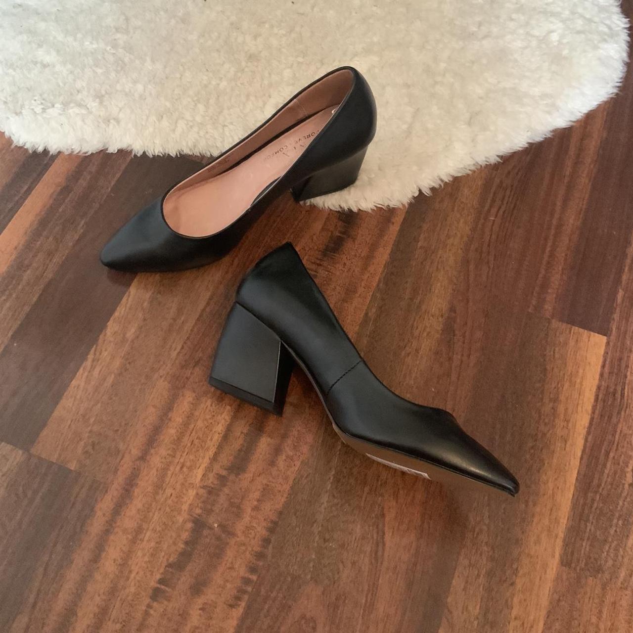 block heel covered toe