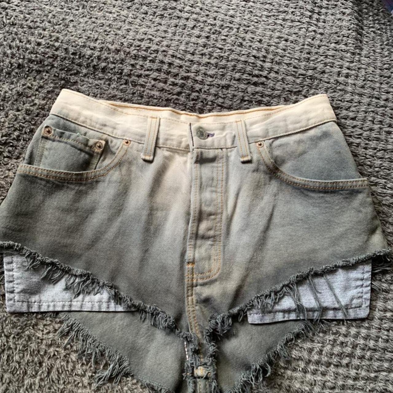 Grey White Denim Levi Shorts Size S Levis Depop   P0 