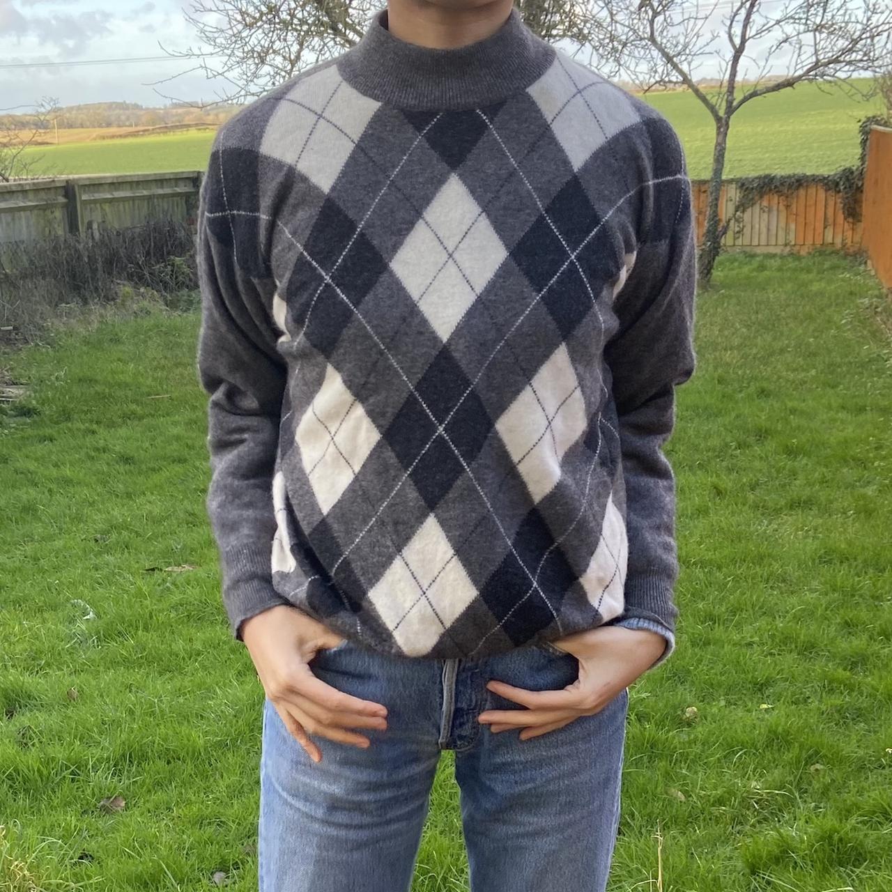 The warmest cashmere argyle grey turtleneck jumper 💎... Depop