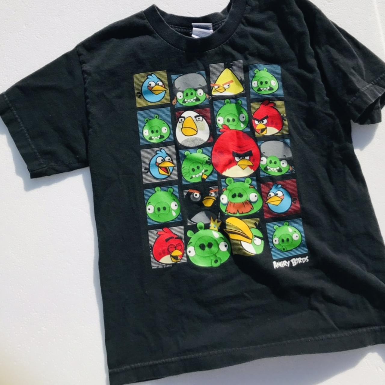 Angry Birds & Pigs Kids T-shirt. Shirt sleeve black - Depop