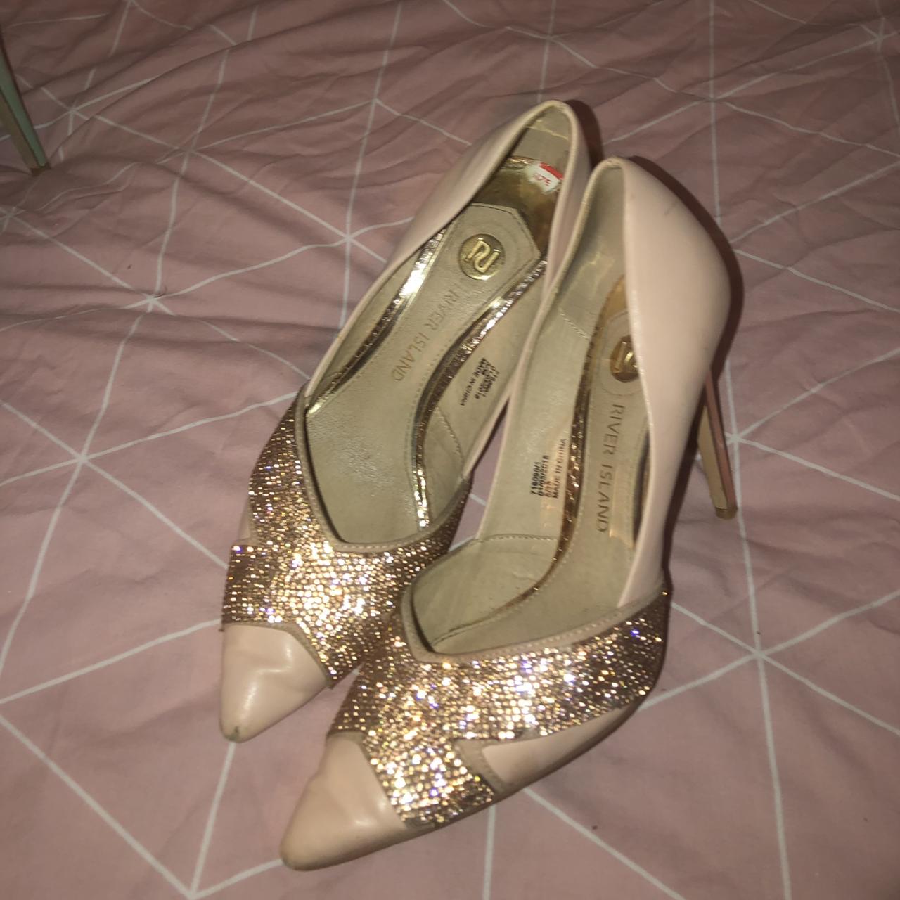 Nude on sale sparkly shoes