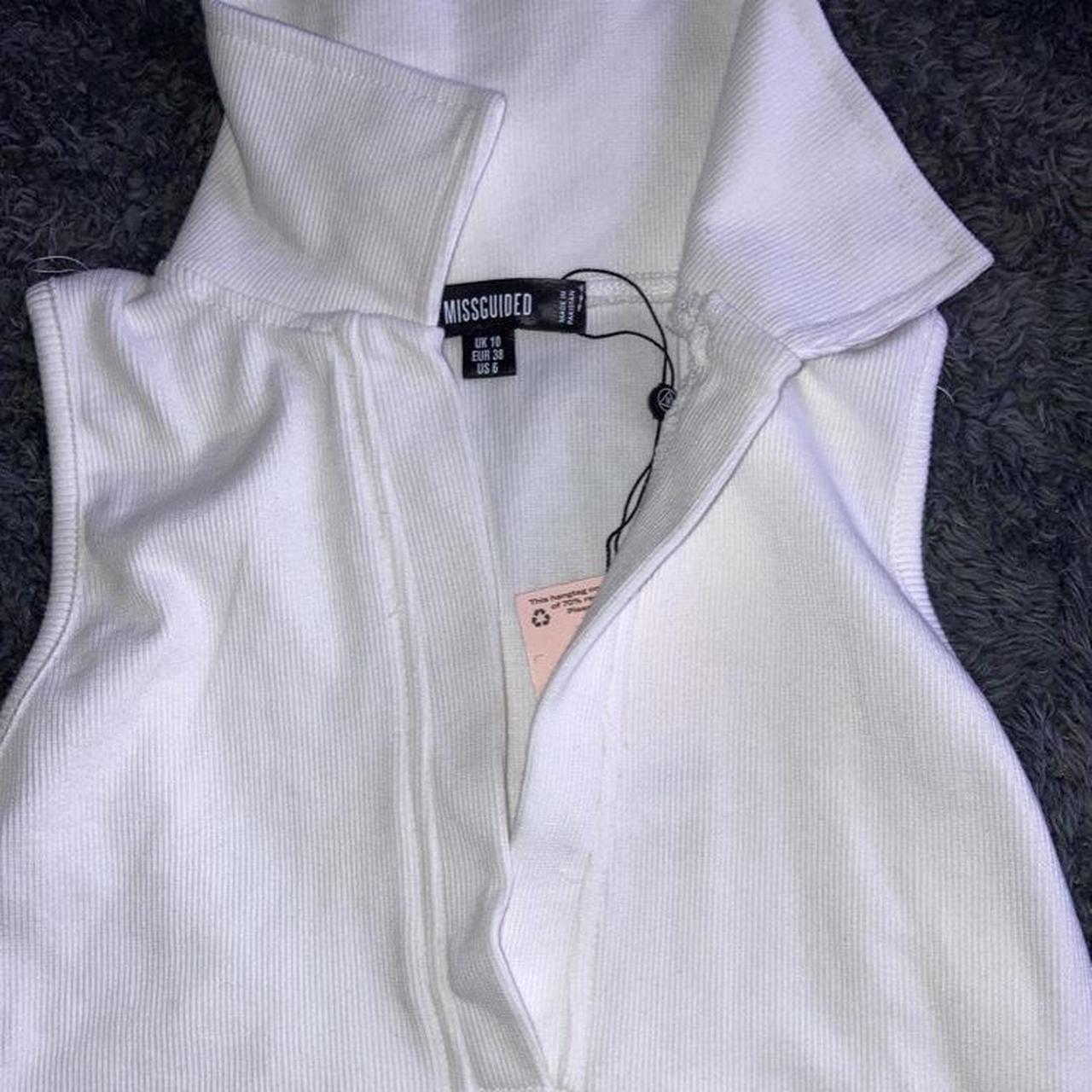 White collared missguided crop top, never worn so is... - Depop