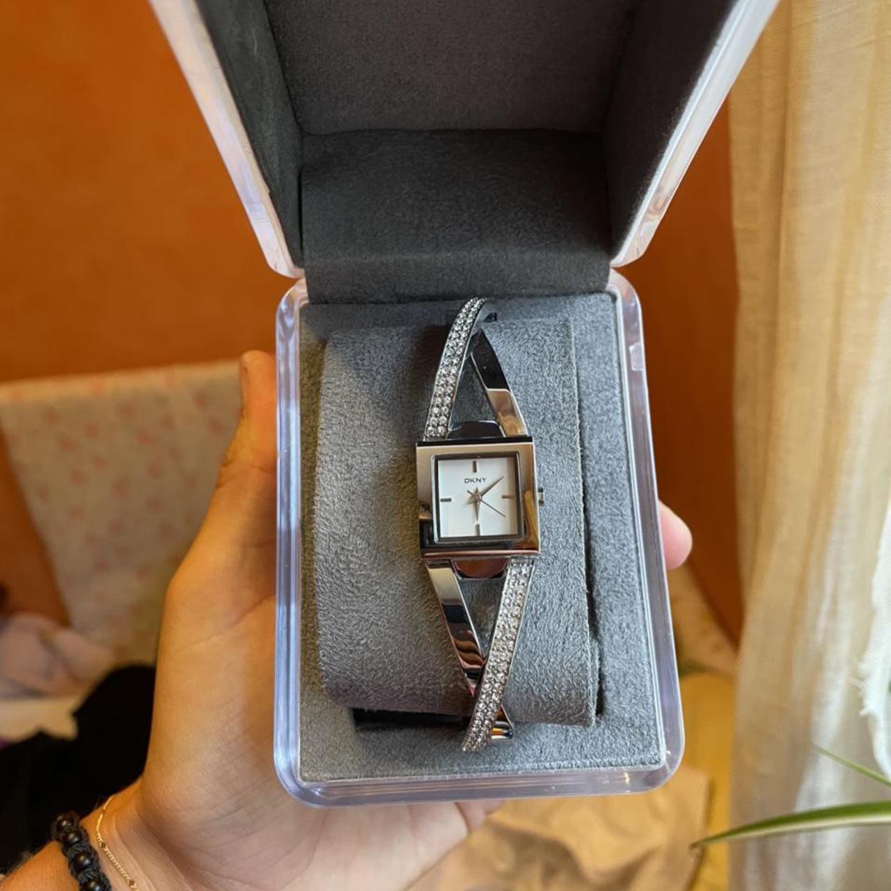 Dkny watches hotsell square face