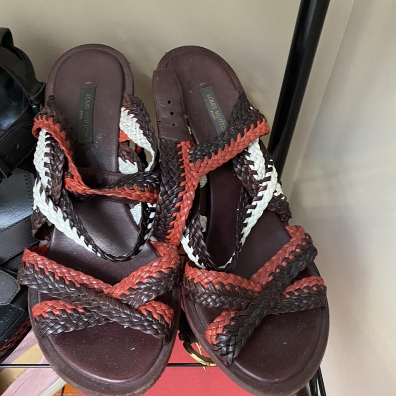 louis vuitton chacos