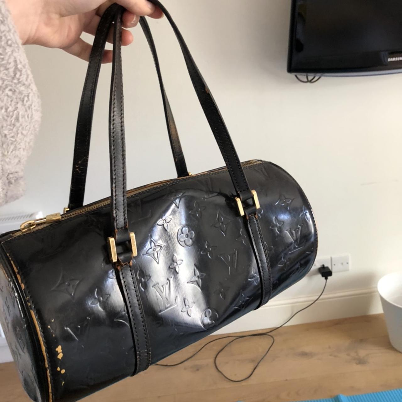 Selling my gorg Louis Vuitton black shiny bag. - Depop