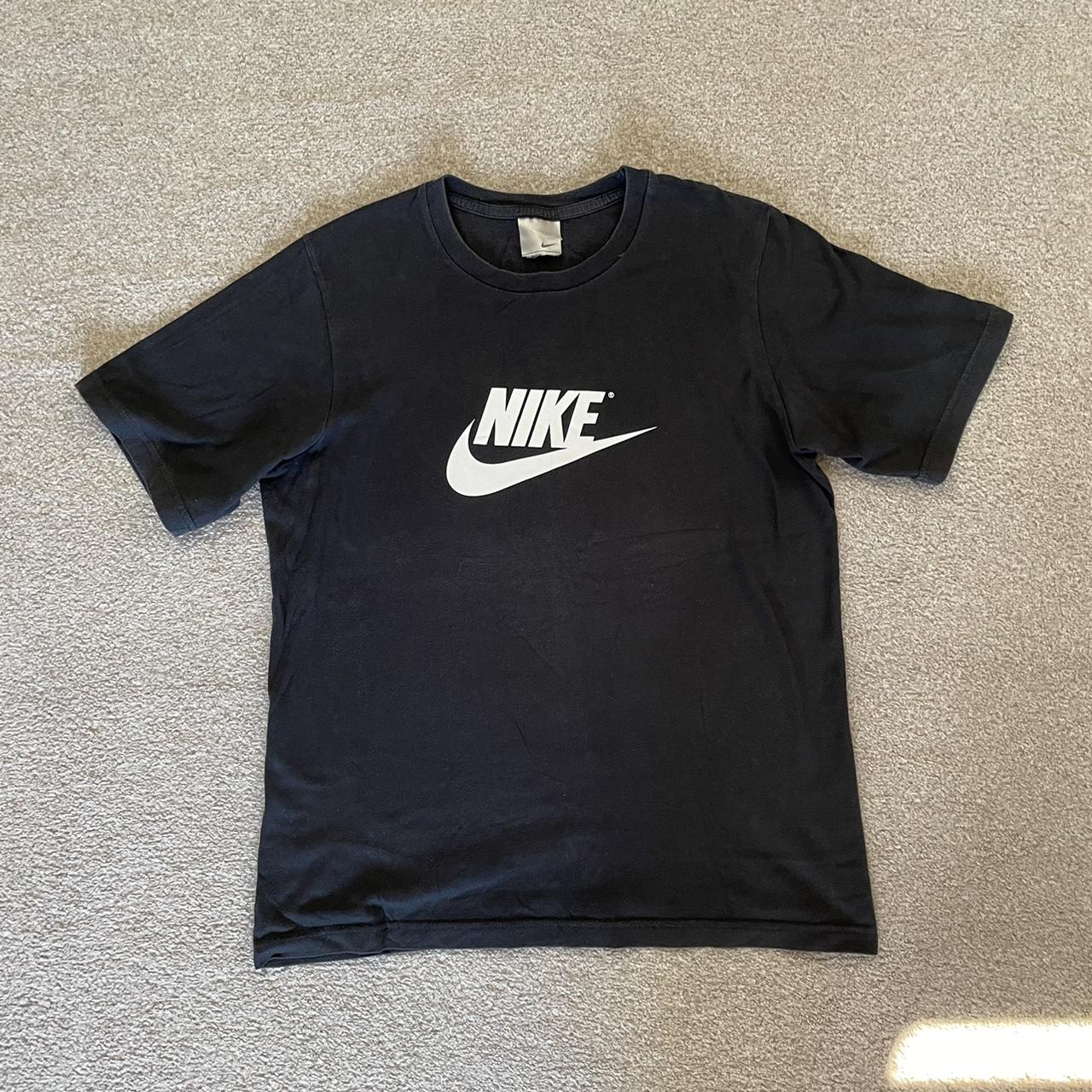 mens nike t shirt black