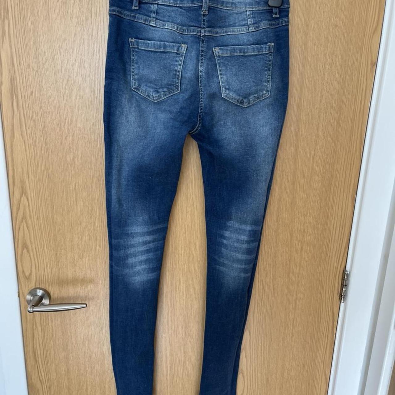 Parisian size 6 skinny ripped jeans blue Depop