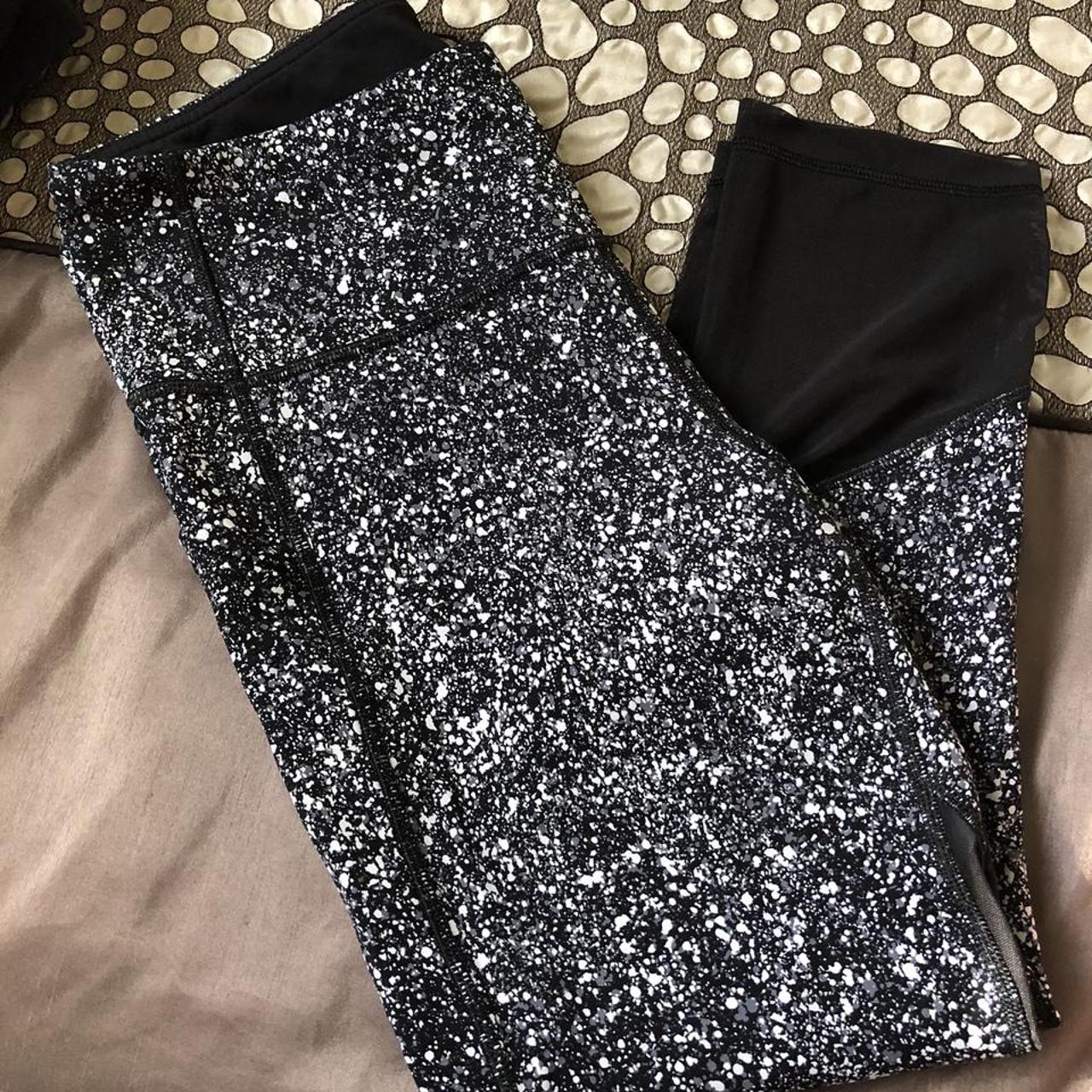 Lululemon~ White Black Speckled CROP Leggings Depop