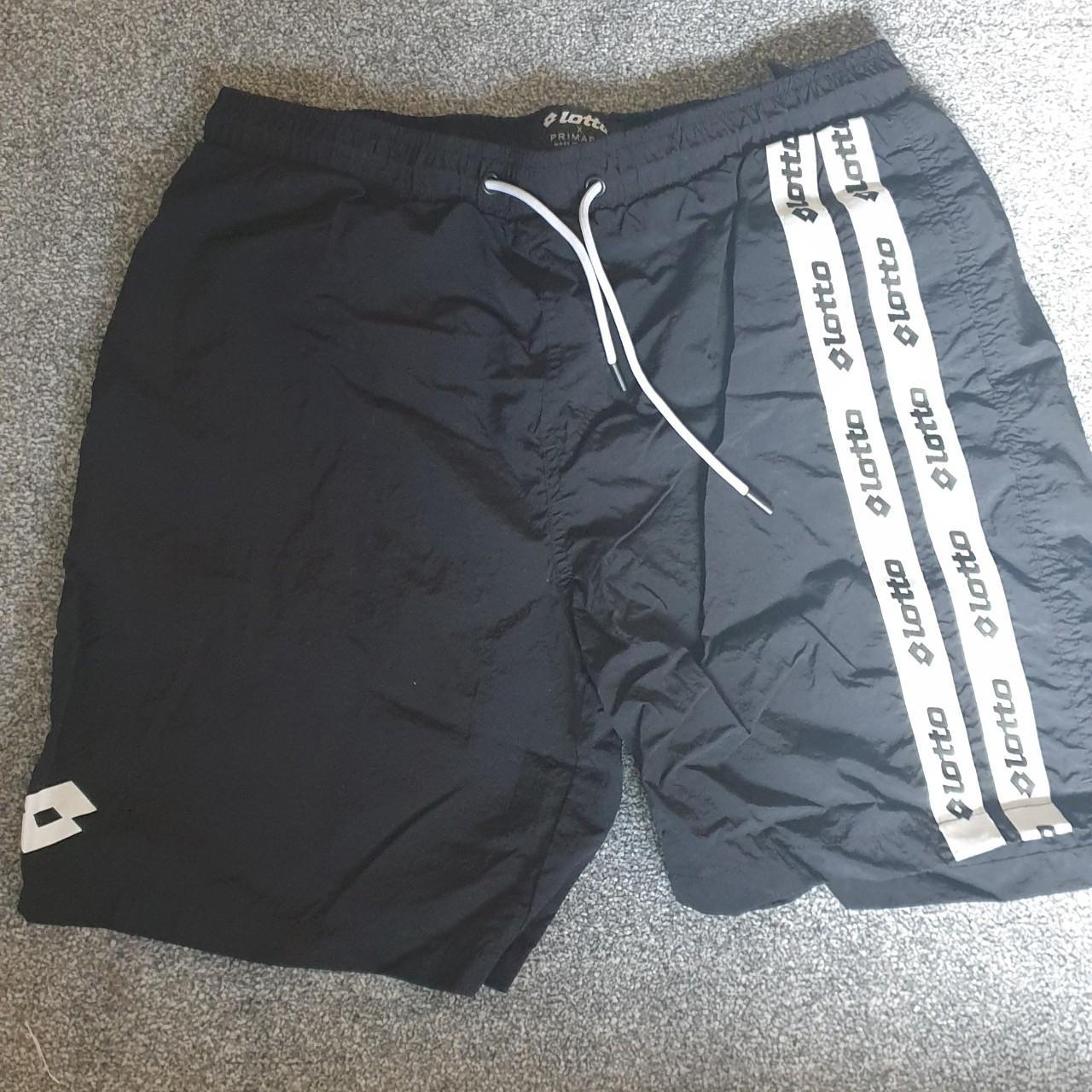 Lotto Men's Black and White | Depop
