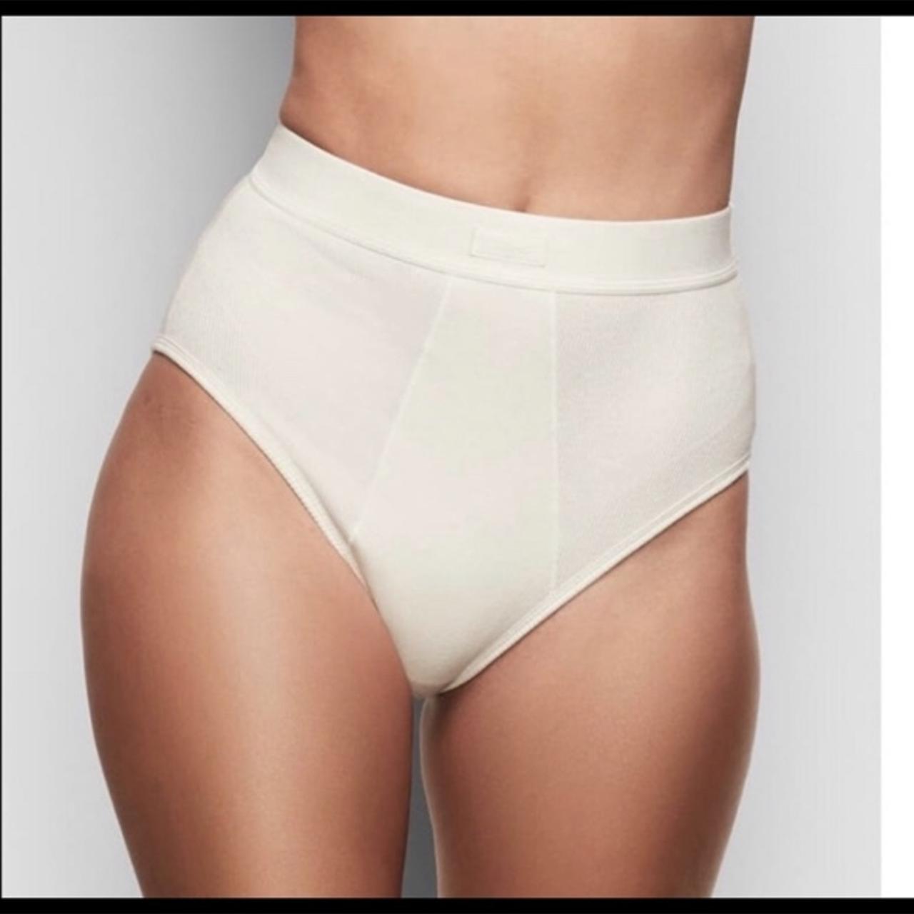 Women's XS underwear - Depop
