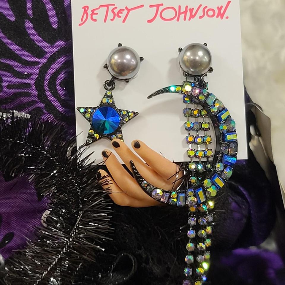 Betsey johnson halloween deals earrings