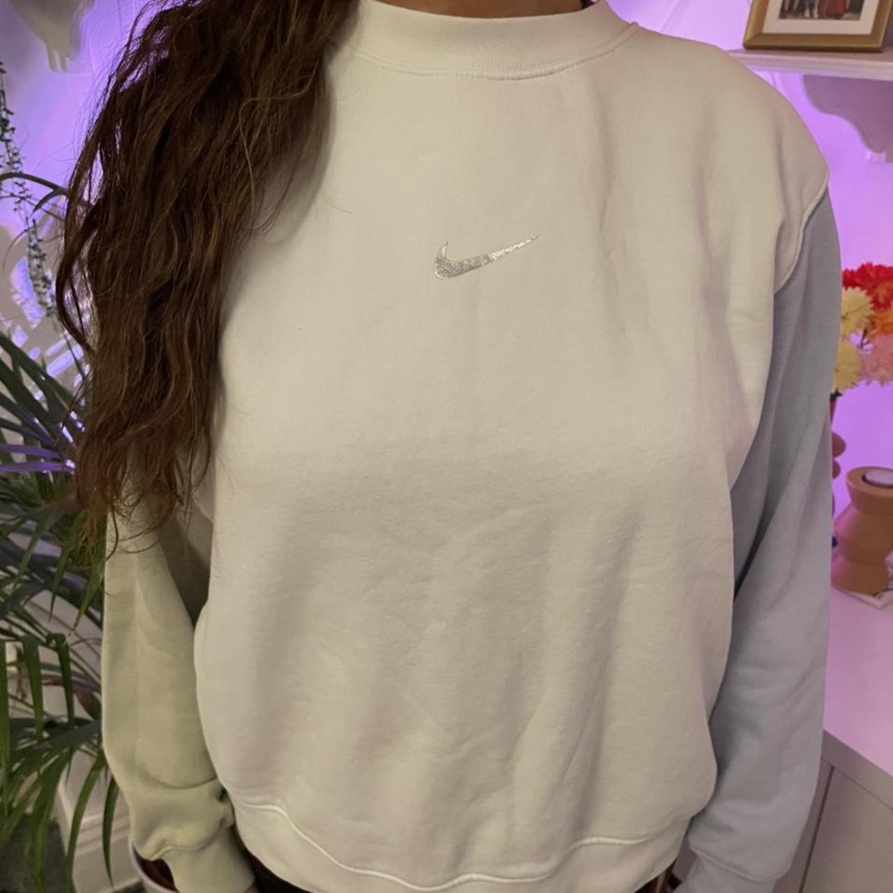 Nike pink mini gold swoosh sweatshirt online