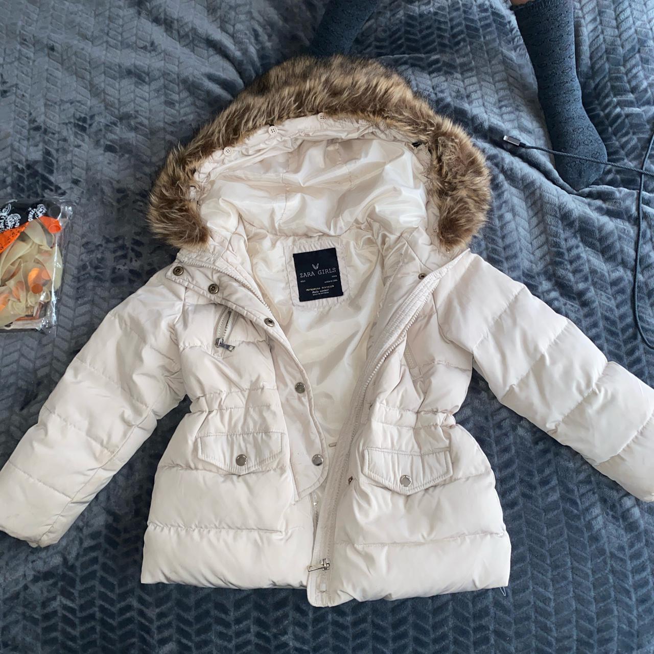 Zara Women's Cream Jacket Depop