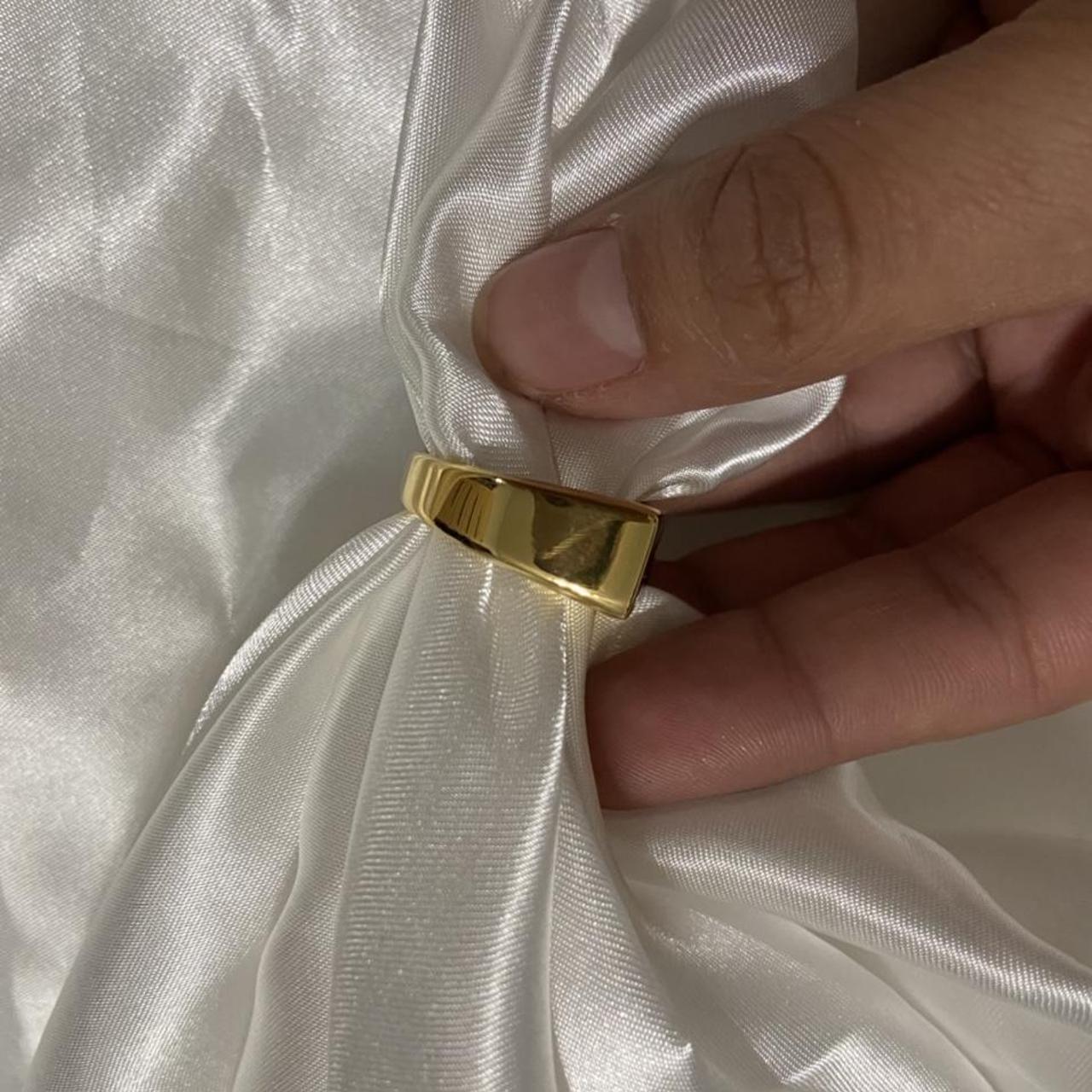 nike bowfin celestial gold