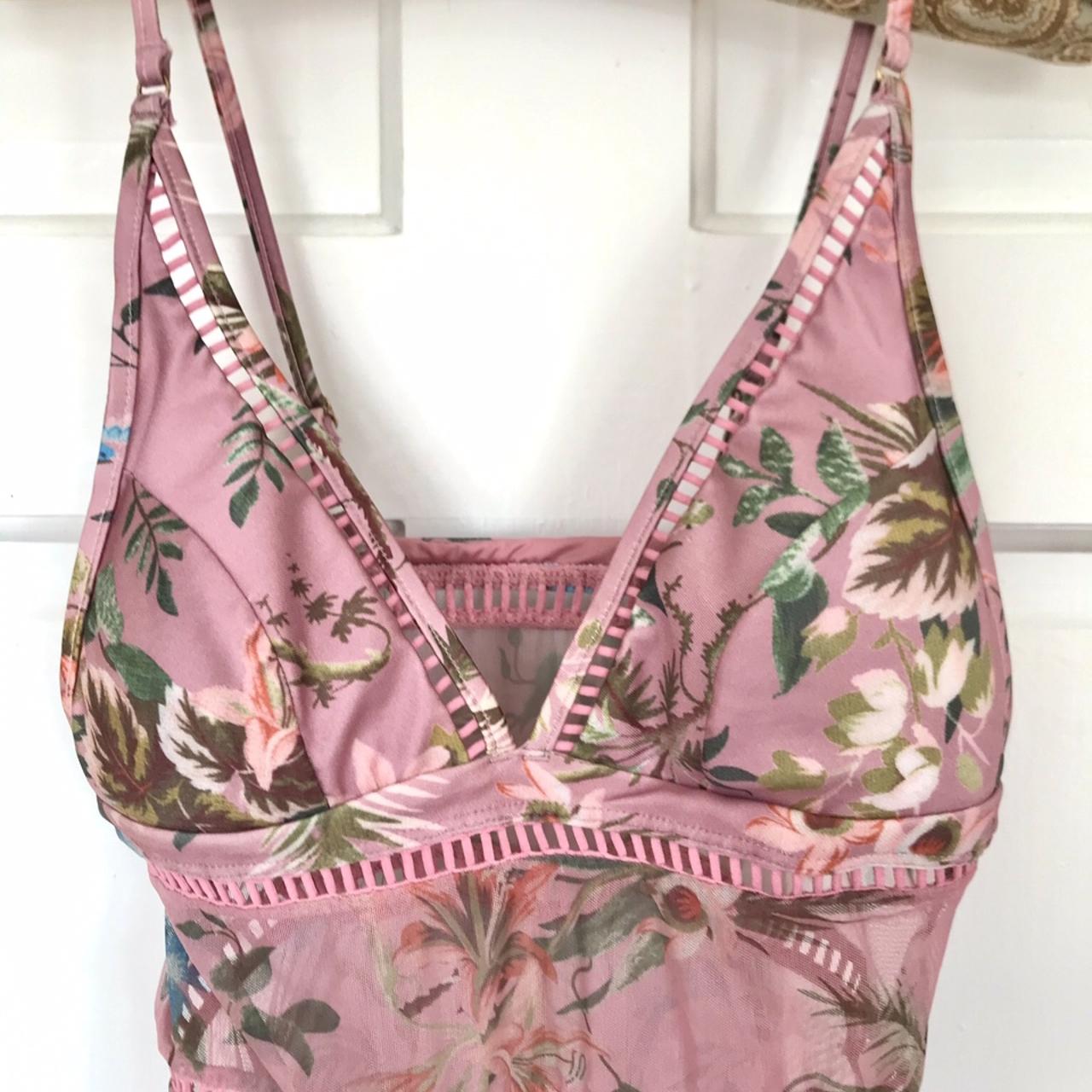 Zimmermann dupe swimsuit, cant find the exact model... - Depop