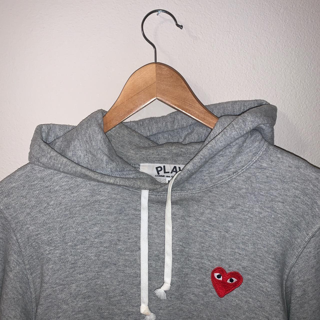 Comme des Garçons Women's Grey and Red Hoodie (3)