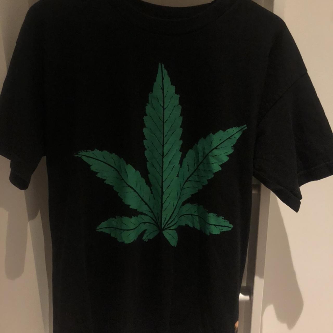 Vlone weed leaf shops tee