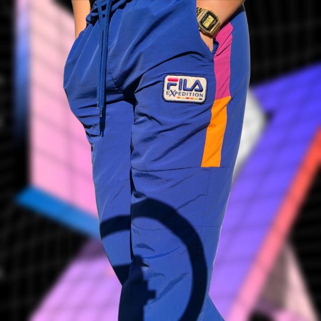 Fila store expedition pants