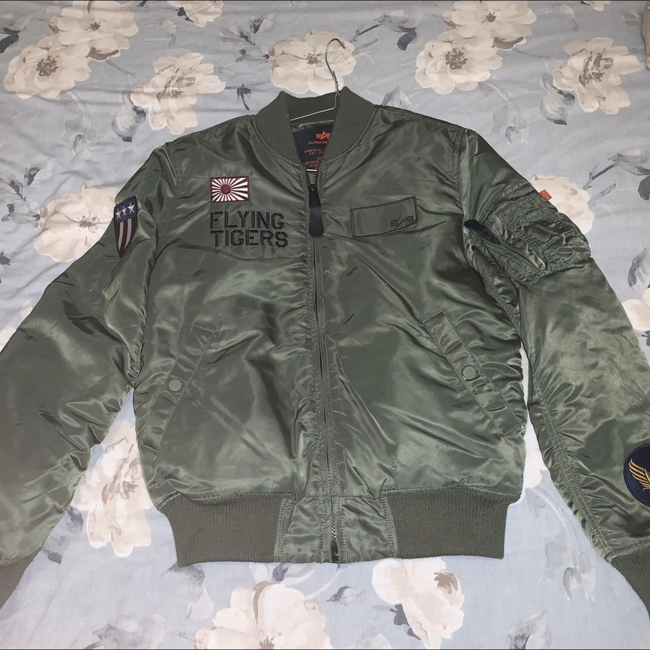 Alpha industries flying outlet tigers